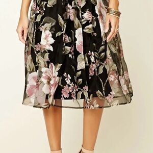 Forever 21 Floral Black Tulle Skirt size Large